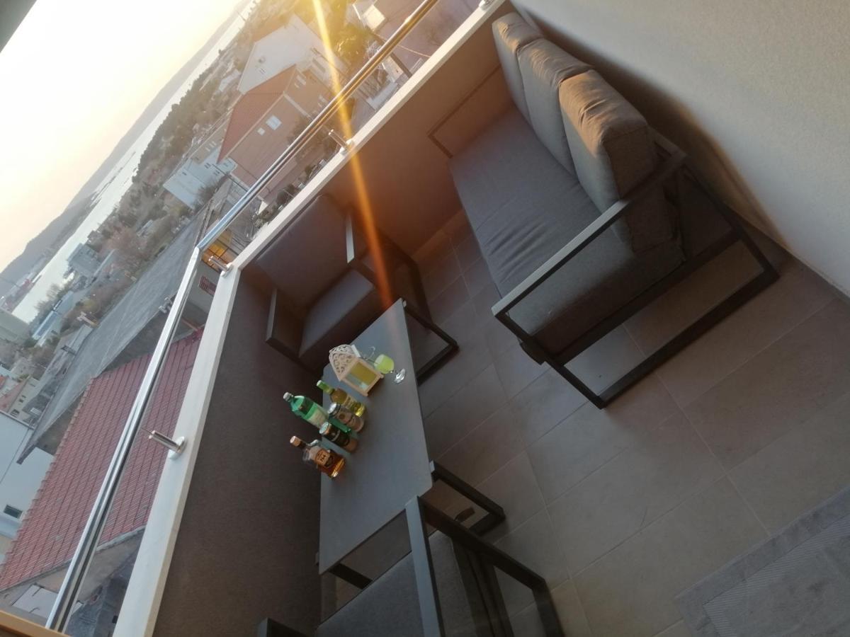Luxury Apartment Queen Solin Buitenkant foto