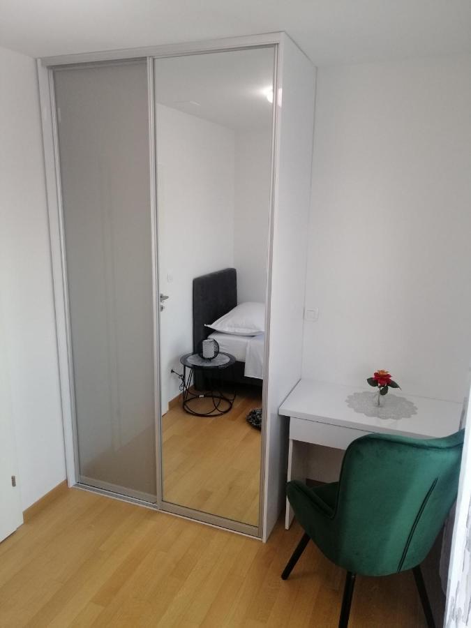 Luxury Apartment Queen Solin Buitenkant foto